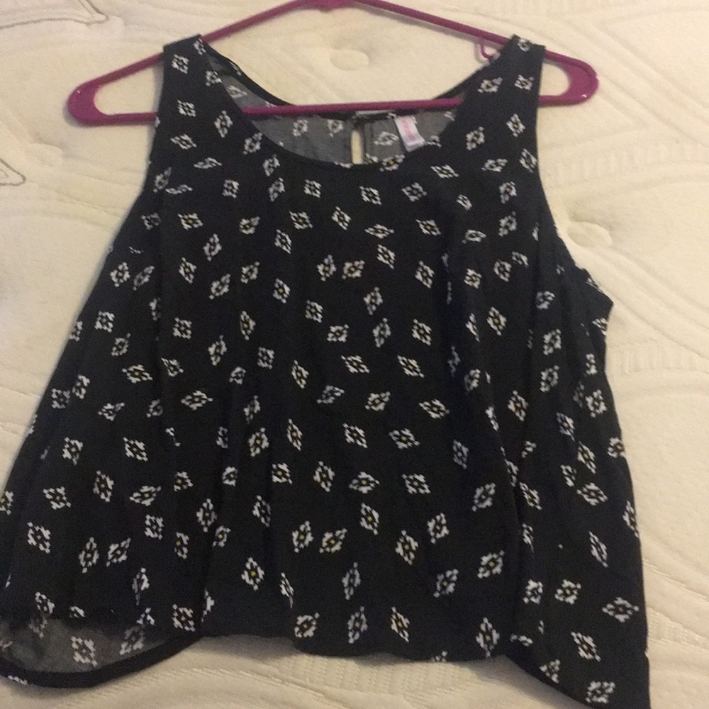Crop top